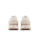 Повседневные кроссовки New Balance 9060 'Bisque Sea Salt' 6