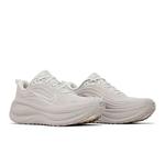 Кроссовки Nike Vomero Plus 'Light Orewood Brown' 8