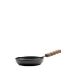 wooden-handle frying pan (20cm) 1