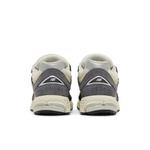 Кроссовки New Balance 2002R 'Magnet Timberwolf' 6