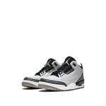 Кроссовки Air Jordan 3 Retro 2