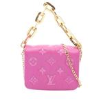 Поясная сумка Monogram Embossed Coussin (2021-2026 годы) 1