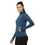 Синяя спортивная куртка с отверстием для большого пальца 2