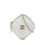 Сумка через плечо CC Quilted Lambskin Diamond Clutch with Chain (2020 год) 1