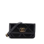 Поясная сумка 19 Phone Holder Bag Quilted Lambskin 1