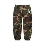 Спортивные штаны Supreme S Logo Sweatpant «Woodland Camo» 1