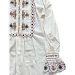 Платье мини с оборками и вышивкой 2