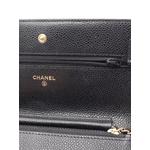 Сумка через плечо CC Quilted Caviar Wallet on Chain (2019 год) 2