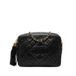 Сумка через плечо CC Quilted Lambskin Tassel Camera Bag (1989-1991 годы) 1