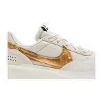 Кроссовки Nike Wmns Waffle Debut 'Light Orewood Brown Metallic Gold' 2