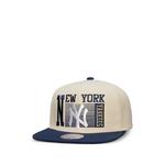 Бейсболка из коллаборации с New York Yankees 1
