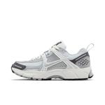 Кроссовки Nike Vomero 5 GS 'Pure Platinum Metallic Silver' 3