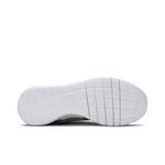 Бутсы Nike Roshe One GS 'Barely Rose' 4