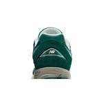 Кроссовки New Balance 2002R 'Marsh Green' 7