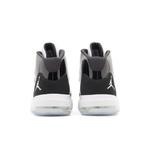 Кроссовки Air Jordan Max Aura 'Black White' 6