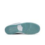 Кроссовки Sean Cliver x Nike Dunk Low SB 'Holiday Special' 4
