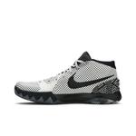 Кроссовки Nike Kyrie 1 'BHM' 3