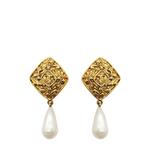 Chanel pearl lozenge CC drop earrings 1980s 1
