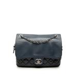 Стеганая сумка на плечо Quilted Calfskin Easy Zip Flap (2011 год) 1
