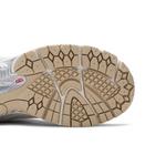 Кроссовки New Balance 2002R 'Cream' 5