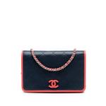 Сумка через плечо Quilted Lambskin Color Pop CC Wallet on Chain (2019 год) 1