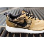 Шиповки Nike Rosherun Hyperfuse 'Metallic Gold' 3
