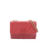Сумка на плечо Jumbo Diagonal Quilt Flap Bag (1994-1996 годы) 1