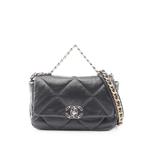 2021 Chanel 19 two-way shoulder bag 1