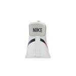 Кроссовки Nike Blazer Mid '77 Vintage 'Reverse Logo' 8