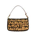 Сумка Graffiti Pochette Accessoires из коллаборации со Stephen Sprouse (2001 год) 1