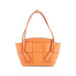 Маленькая сумка на плечо Arco Bag с плетением Maxi Intrecciato 2