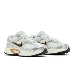 Кроссовки Nike V5 RNR 'Parachute Beige Metallic Pewter' 8