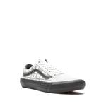 Кеды Old Skool Pro из коллаборации с Supreme 2