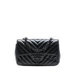 Мини-сумка через плечо Classic Chevron Crumpled Patent So Black Single Flap (2018 год) 1
