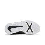 Кроссовки Nike Team Hustle D10 FlyEase GS 'Black Metallic Silver' 4