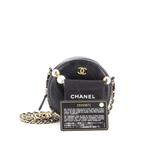 Сумка через плечо Chic Pearls Round Clutch with Chain Quilted Lambskin 1