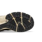 Кроссовки New Balance 2002R 'Leather Pack - Vintage Black' 5