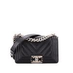 Маленькая сумка через плечо Boy Flap Bag Chevron Caviar 1