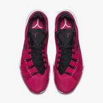 Кроссовки Nike HyperChase 3