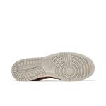 Кроссовки Nike Dunk Low 'Ivory Ultraman' 4