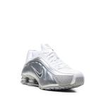 Shox R4 sneakers 2