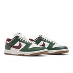 Кроссовки Nike Dunk Low 'Gorge Green Team Red' 8