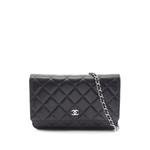 Стеганая сумка через плечо CC Quilted Caviar Wallet on Chain (2021-2026 годы) 1