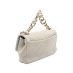 2021s large diamond-quilted flap shoulder bag 2
