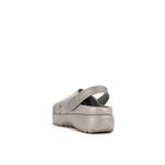 Adilette Сабо на платформе 3