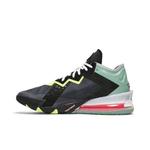 Кроссовки мужские Space Jam x LeBron 18 Low 'Bugs x Nike Marvin' 3