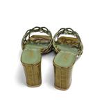 Босоножки с тиснением под кожу крокодила 2