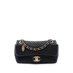 Маленькая сумка на плечо Chevron Wrinkled Calfskin Medallion Charm Surpique Flap (2014-2015 годы) 1
