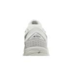 Кроссовки New Balance 2002R GORE-TEX 'White Brighton Grey' 7