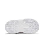 Кроссовки Air Jordan Max Aura 3 TD 'White Very Berry' 4